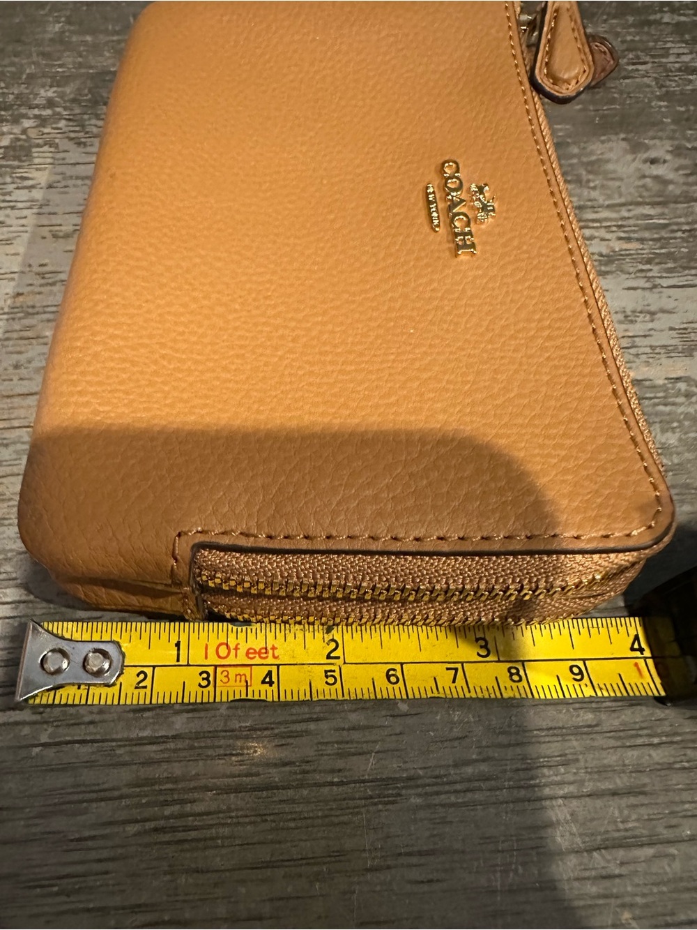 Like New Coach Leather Double Corner Zip Wristlet with Gold Logo Saddle Tan - Picture 13 of 13